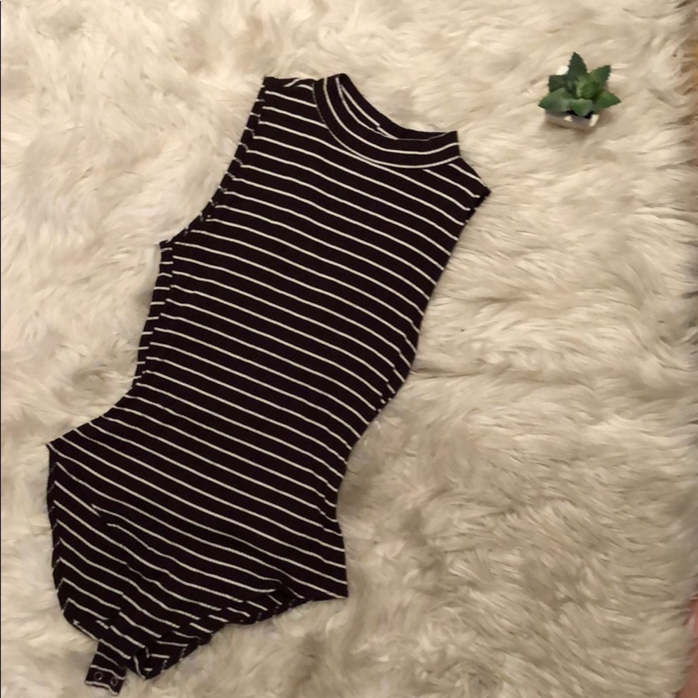 F21 sleeveless mock turtleneck bodysuit